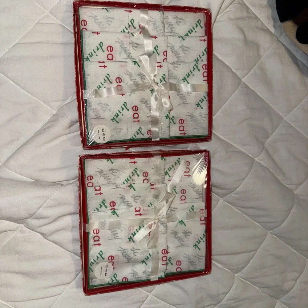 Vintage Christmas Napkins Two Sets Of 6 Napkins